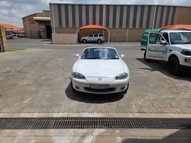  - Mazda MX5 2004 (Dougie Brown)